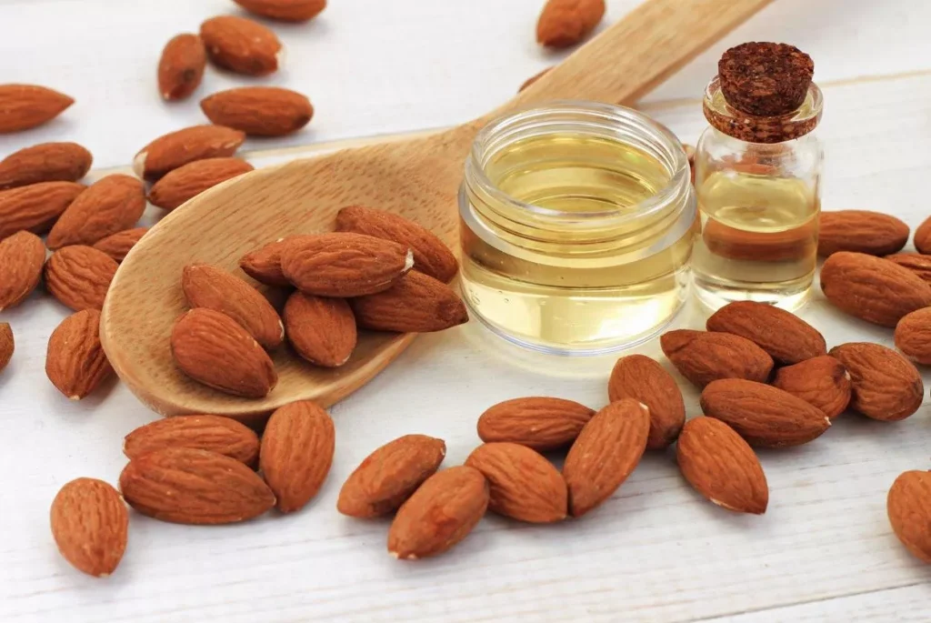 زيت اللوز الحلو فوائد مذهلة للشعر والبشرة والهالات السوداء أسفل العين